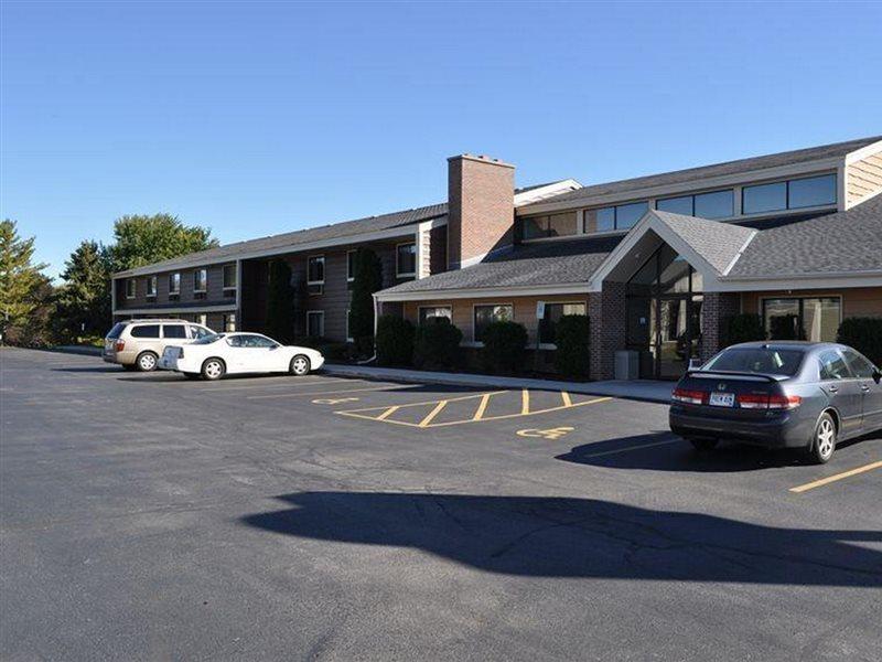 Americinn By Wyndham Plymouth Exterior photo